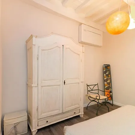 Dandelion Flat Apartment *